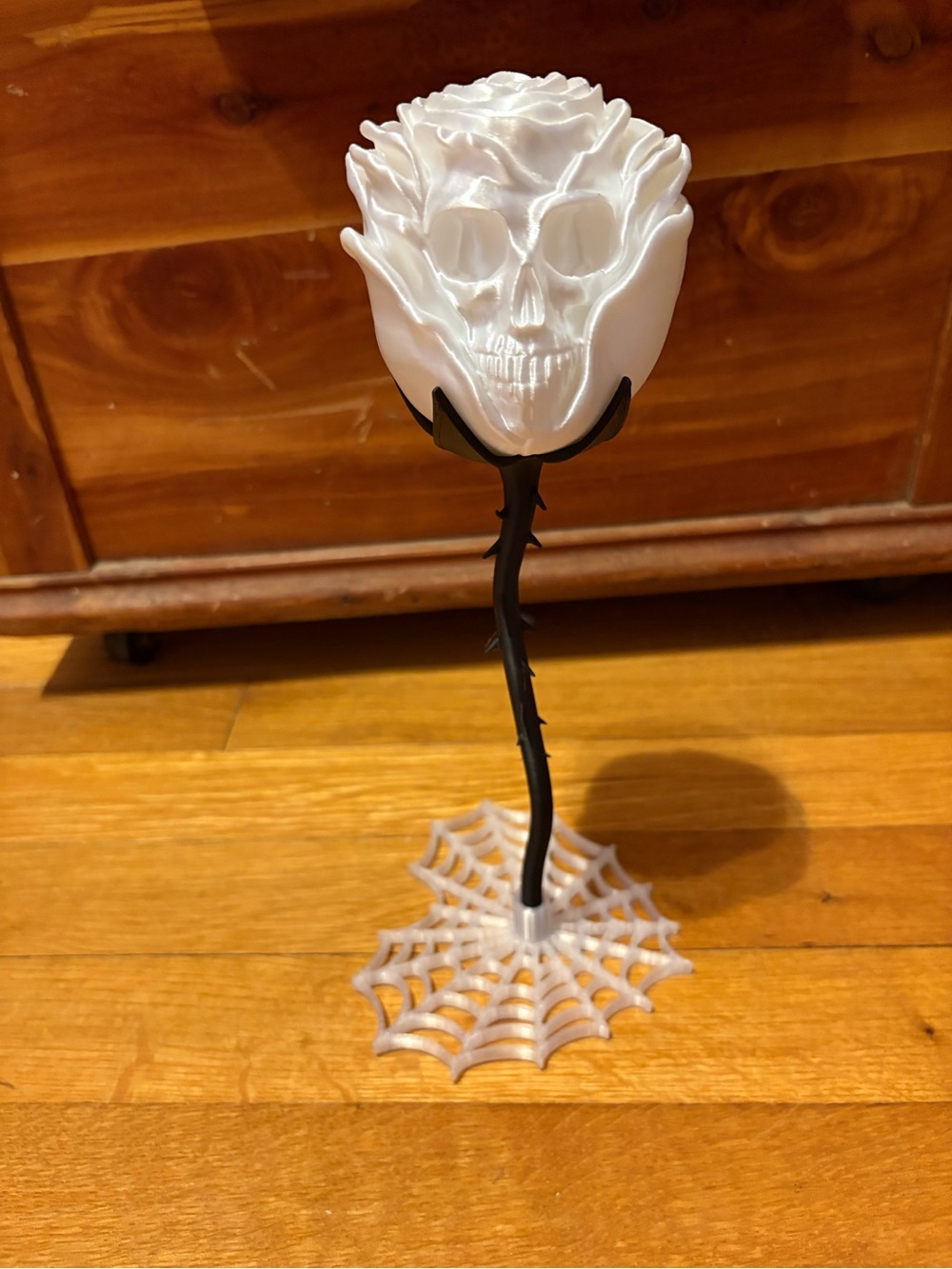 Skull Rose Accent Piece in silky White and Black